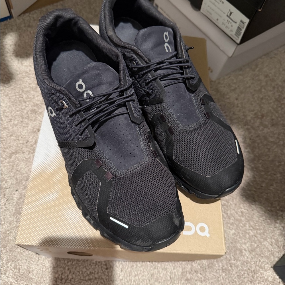 On Running 5 Men's size 11.5